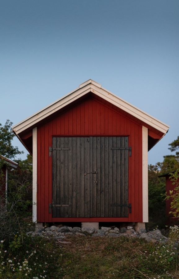 metal or wooden shed