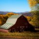 what is the difference between a shed and a barn